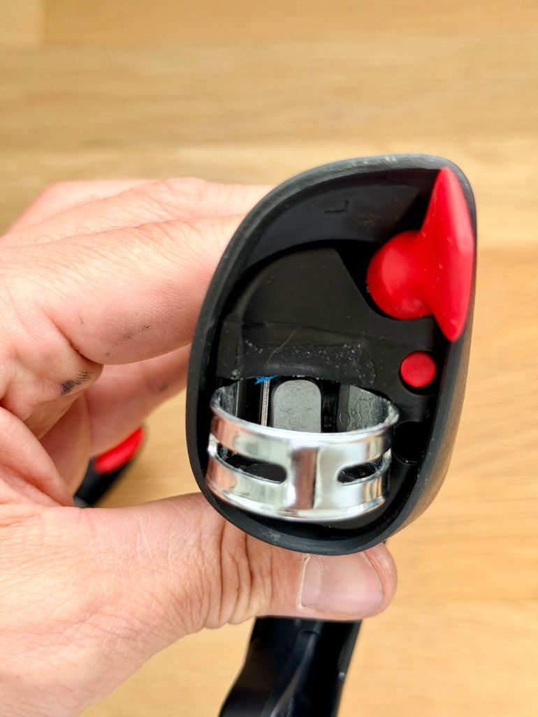 Used Sram Force eTap AXS D1 Shifter Set 2023 bike — image 4 of 6