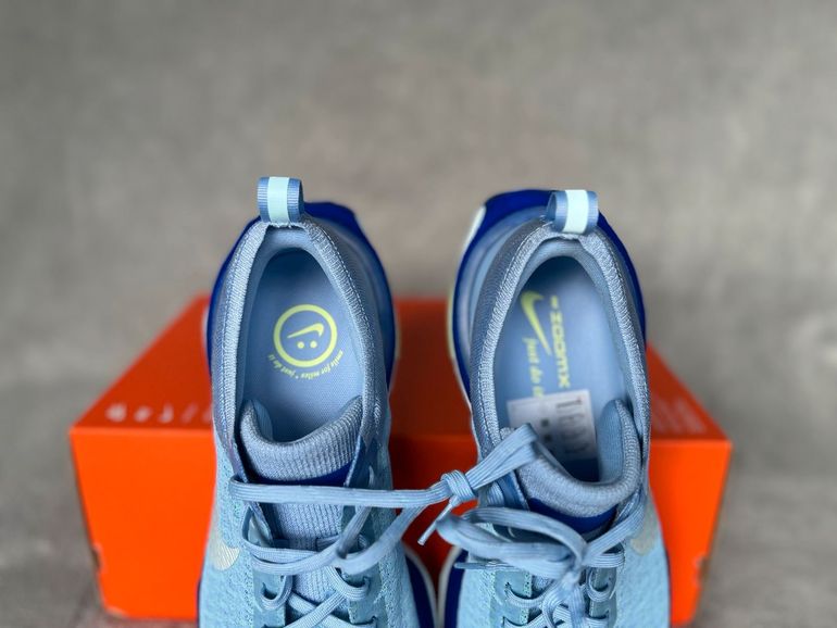 Used Nike ZoomX Invincible 3 bike — image 5 of 6