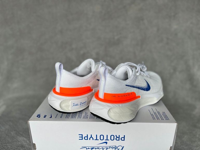 Used Nike ZoomX Invincible Run FP bike — image 3 of 6