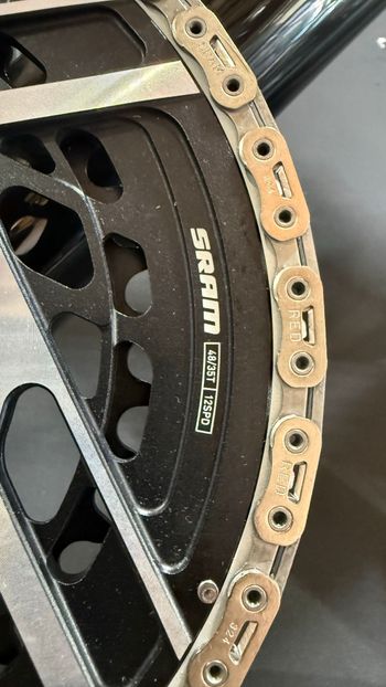 Used Sram Red eTap AXS E1 48/35T 170mm 2026 bike — image 2 of 4