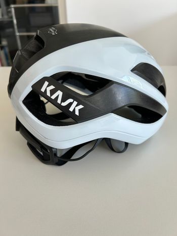 Used Kask Elemento Helmet 2025 bike — image 3 of 9