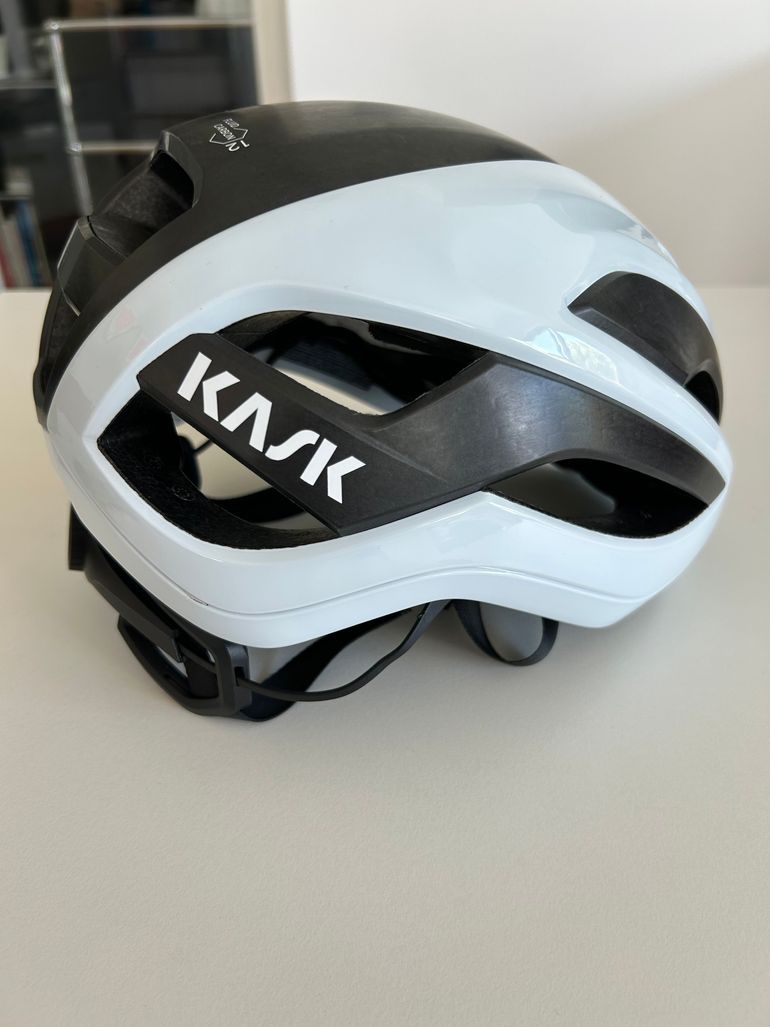 Used Kask Elemento Helmet 2025 bike — image 3 of 9