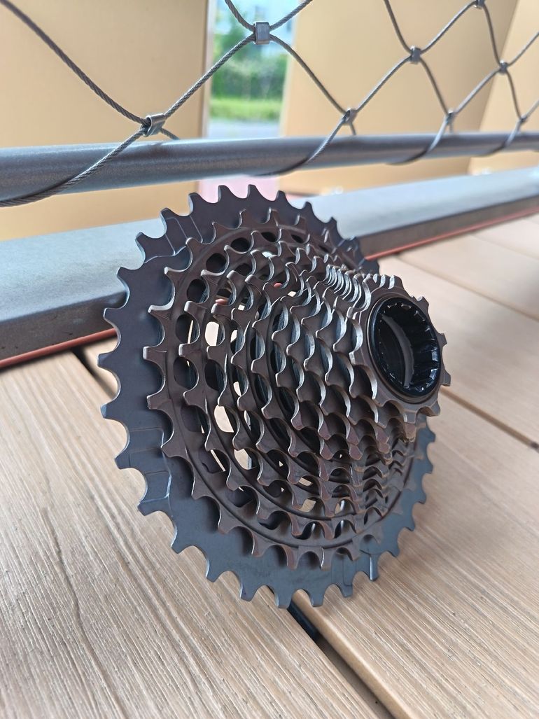 Used Sram Red CS XG 1290 10/33 2026 bike — image 1 of 3