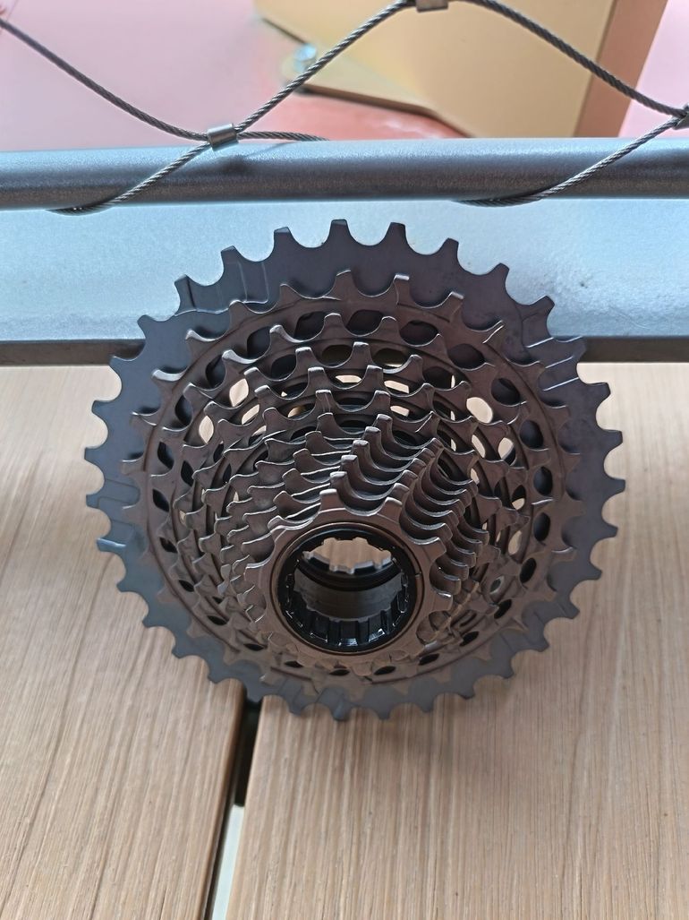 Used Sram Red CS XG 1290 10/33 2026 bike — image 2 of 3