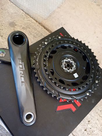 Used Sram Guarnitura Red 46/33 bike — image 3 of 3