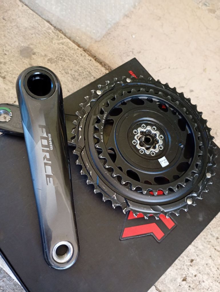 Used Sram Guarnitura Red 46/33 bike — image 3 of 3