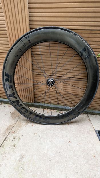 Used Reynolds AR58/62 Carbon Tubeless 700c Wheelset bike — image 2 of 6