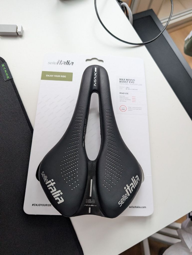 Used Selle Italia Max Novus EVO Boost Ti316 Superflow 2026 bike — image 1 of 7
