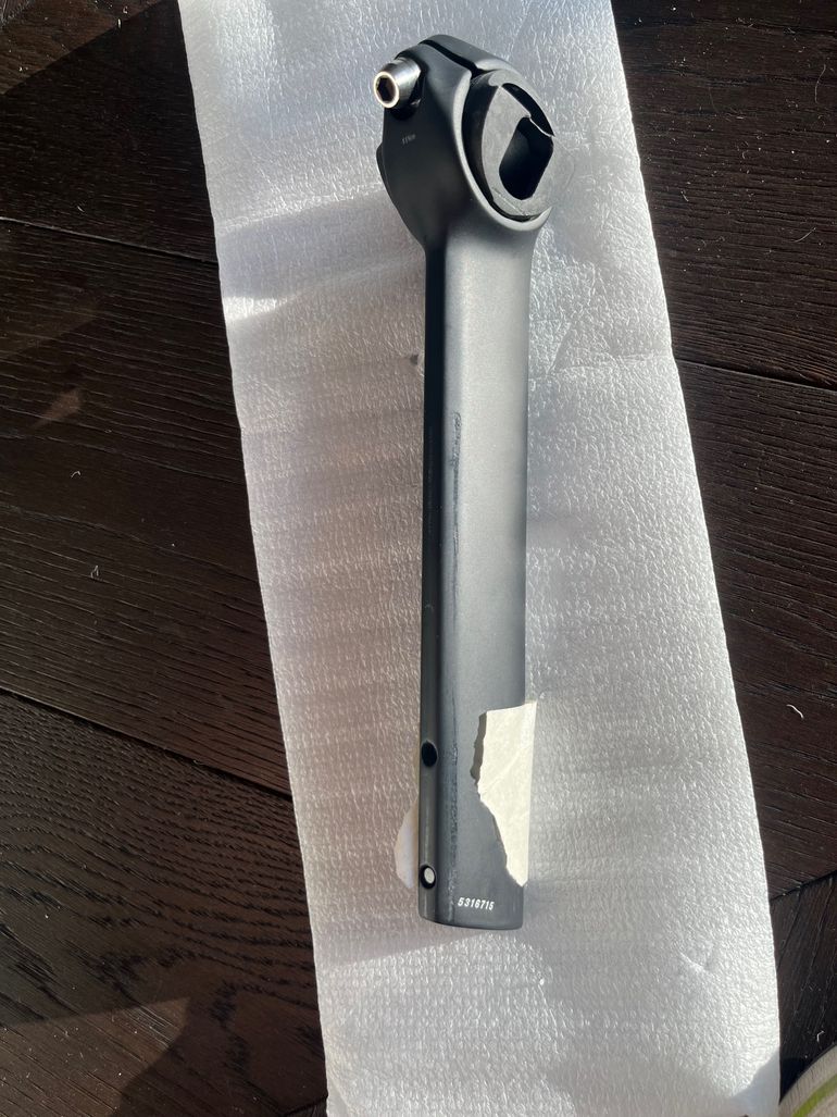 Used Trek Madone Gen 8 Seat Post Long 190 mm - W5316715 bike — image 6 of 9