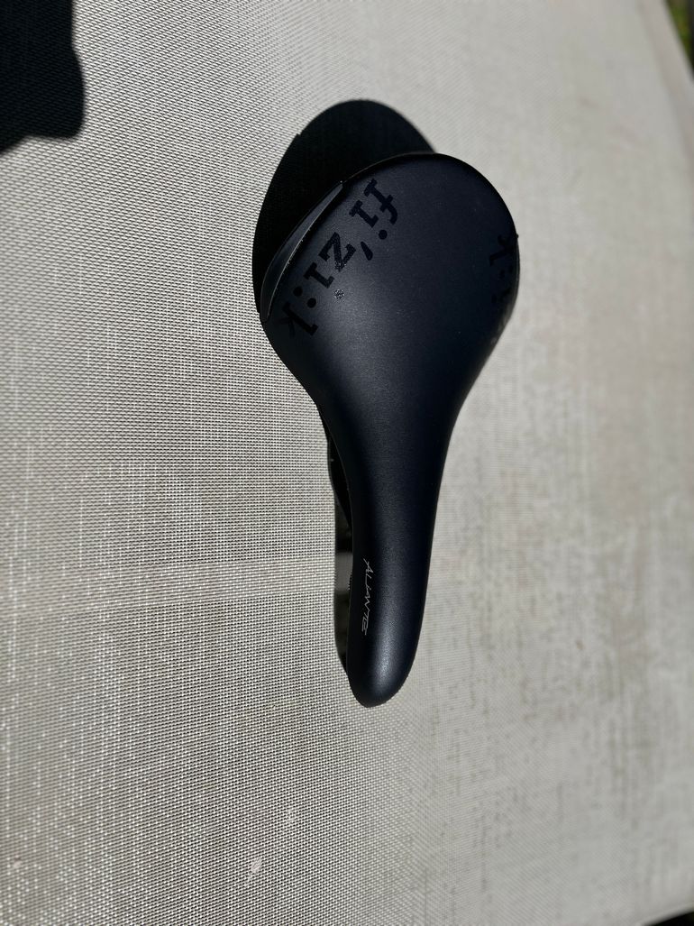 Used Fizik Alicante Saddle bike — image 1 of 4