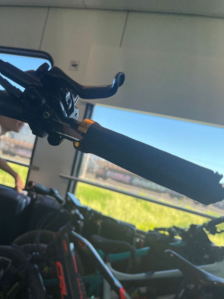 Used Race Face Grips 2022 bike — image 1 of 2
