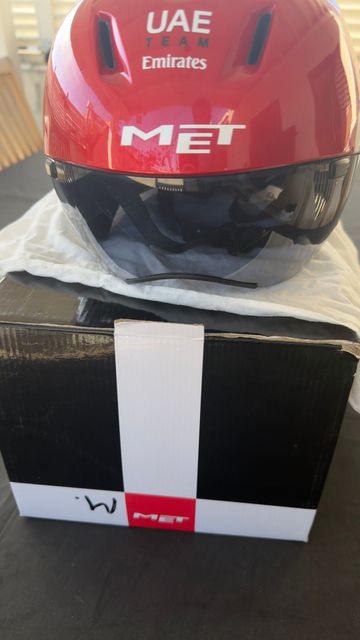Used MET Crono Helmet bike — image 6 of 7