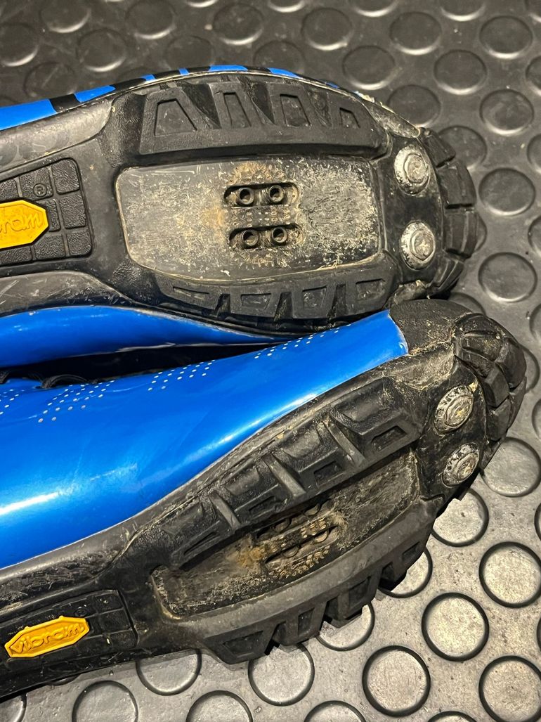 Used Giro Empire VR90 bike — image 5 of 6
