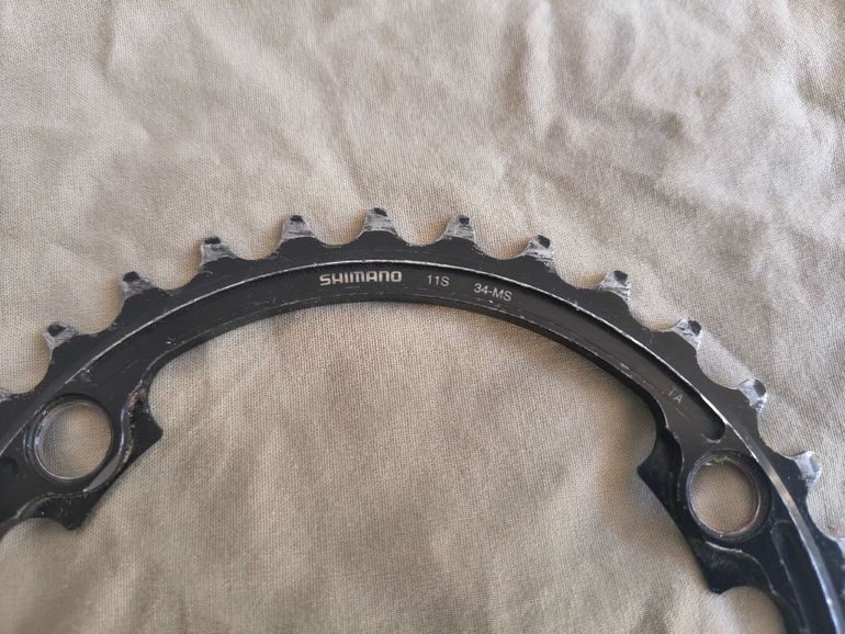 Used Shimano Ultegra FC-R8000 11v 34 denti bike — image 1 of 4