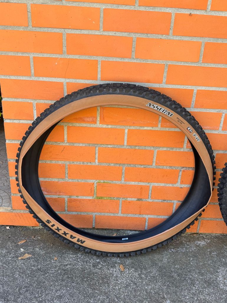 Used Maxxis Assegai 29 x 2.5 bike — image 3 of 3