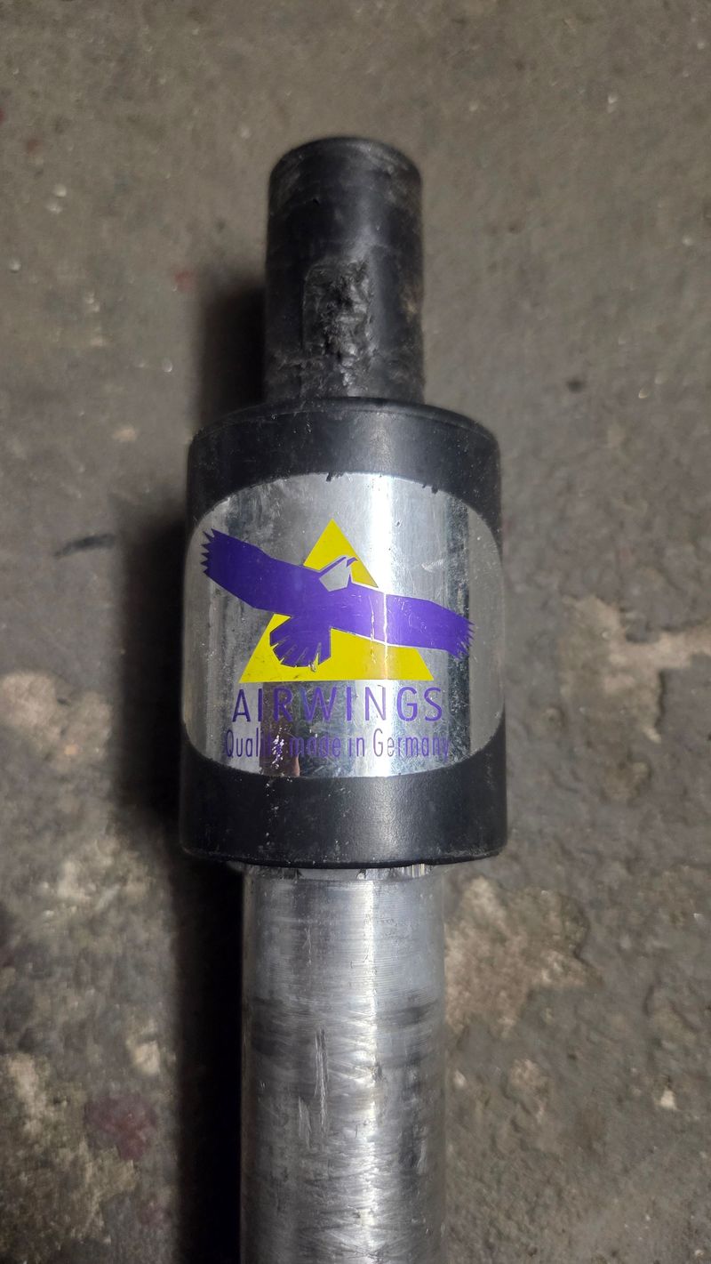 Airwings Suspension Seatpost 26 mm Saddles & Seatposts de segunda mano