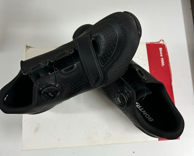Used Bontrager Foray Gravel 2022 bike — image 1 of 5