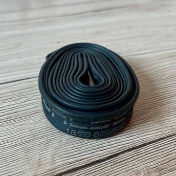 Used Schwalbe SV15 40mm bike — image 2 of 3