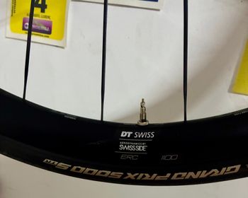Used Dt Swiss ERC 1100 DICUT 35/45 2026 bike — image 7 of 8