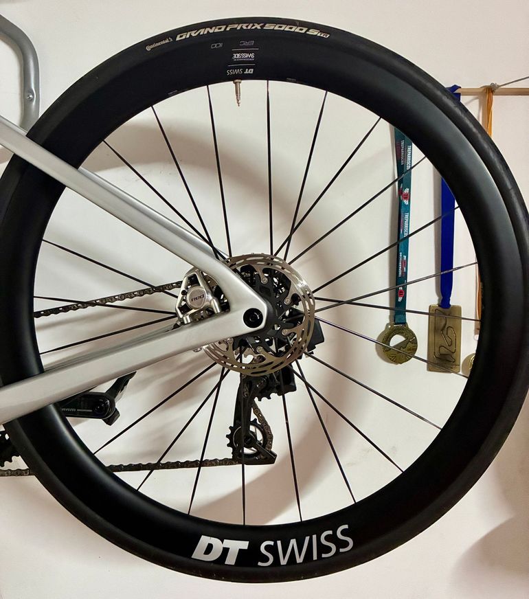 Used Dt Swiss ERC 1100 DICUT 35/45 2026 bike — image 1 of 8