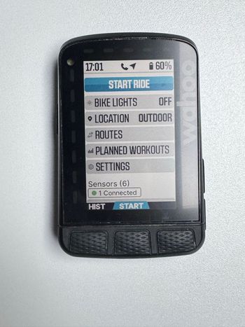 Used Wahoo ELEMNT ROAM V1 GPS Cycling Computer 2021 bike