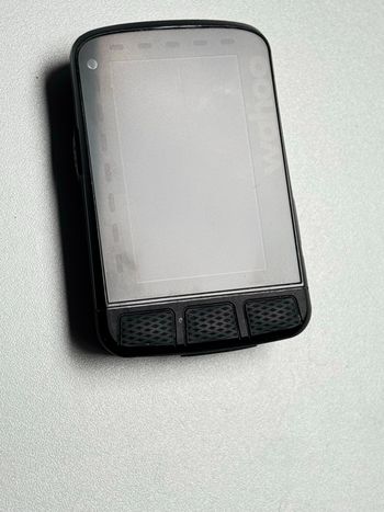 Used Wahoo ELEMNT ROAM V1 GPS Cycling Computer 2021 bike — image 3 of 3