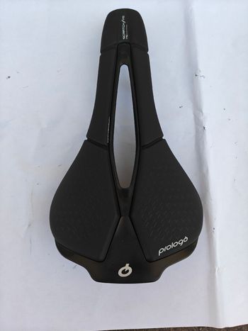 Used Prologo Scratch M5 Saddle 2025 bike — image 4 of 4