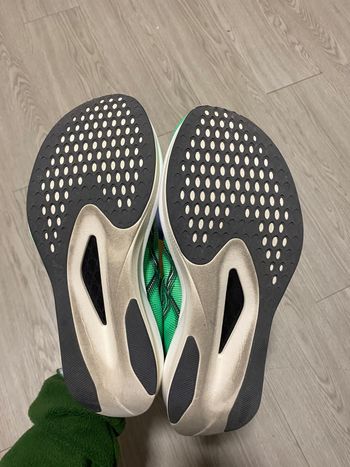 Used Asics Magic Speed 5 2026 bike — image 3 of 3