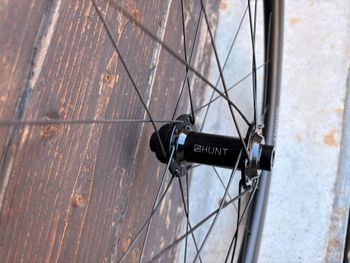 Used Hunt 40 Carbon Disc Wheelset 2024 bike — image 3 of 8