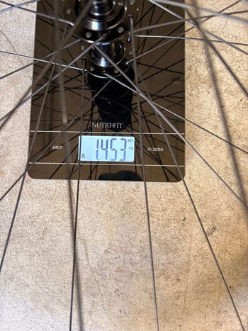Used Hunt 40 Carbon Disc Wheelset 2024 bike — image 8 of 8