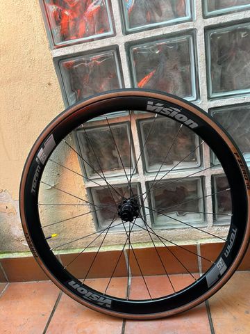 Used Vision team 35 2025 bike — image 2 of 4