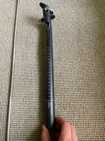Used Fsa Carbon Seatpost 2018 bike — image 2 of 5