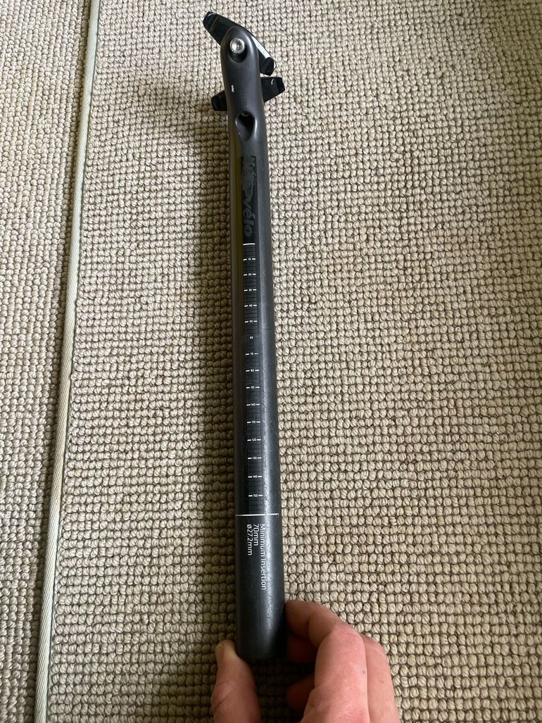 Used Fsa Carbon Seatpost 2018 bike — image 2 of 5