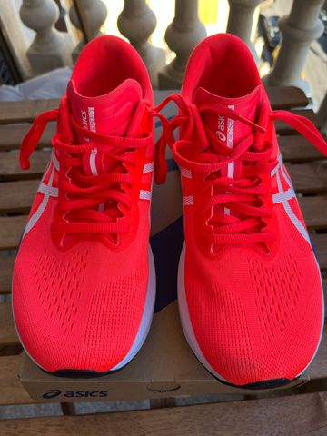 Brugt Asics MAGIC SPEED 4 bike — billede 2 af 6