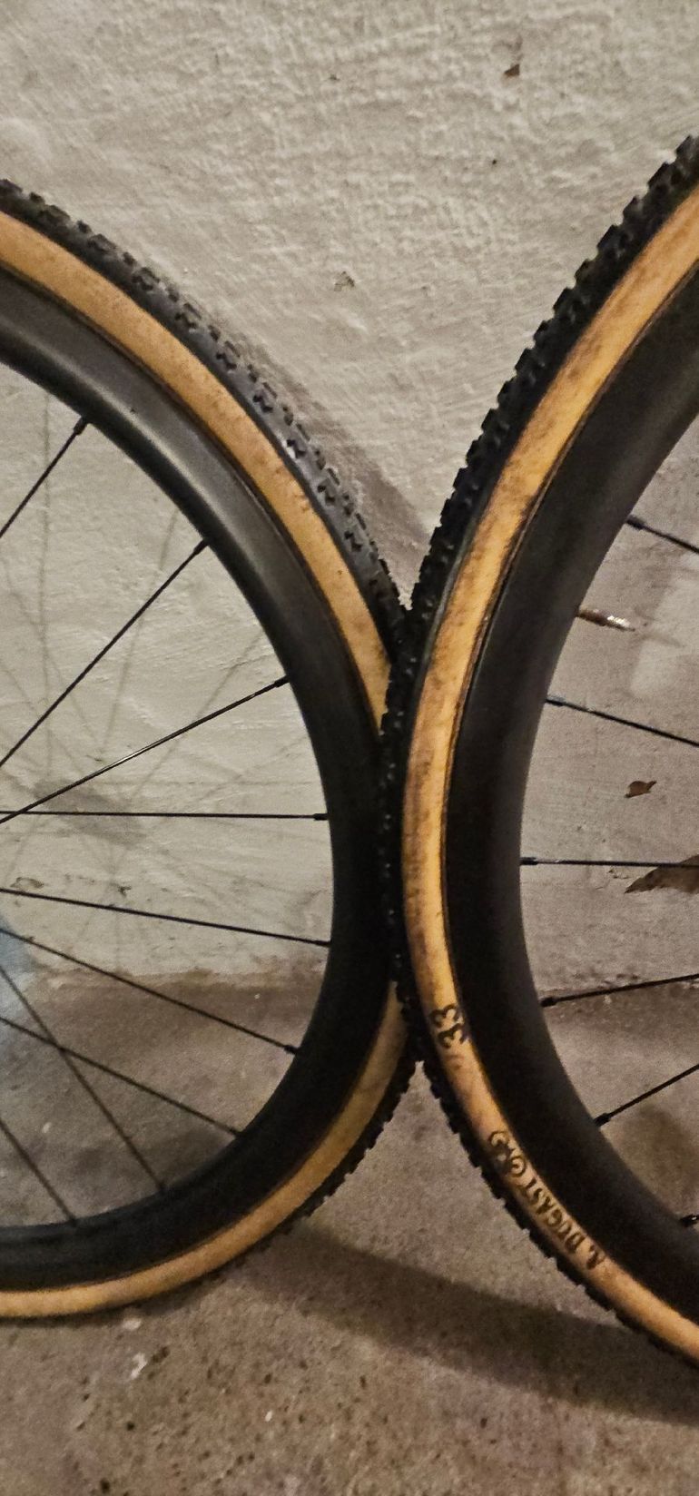 Used Dt Swiss CRC 1100 bike — image 11 of 13
