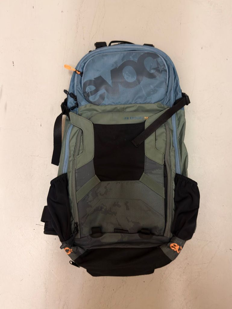 Used EVOC FR Enduro Team Backpack bike — image 1 of 5