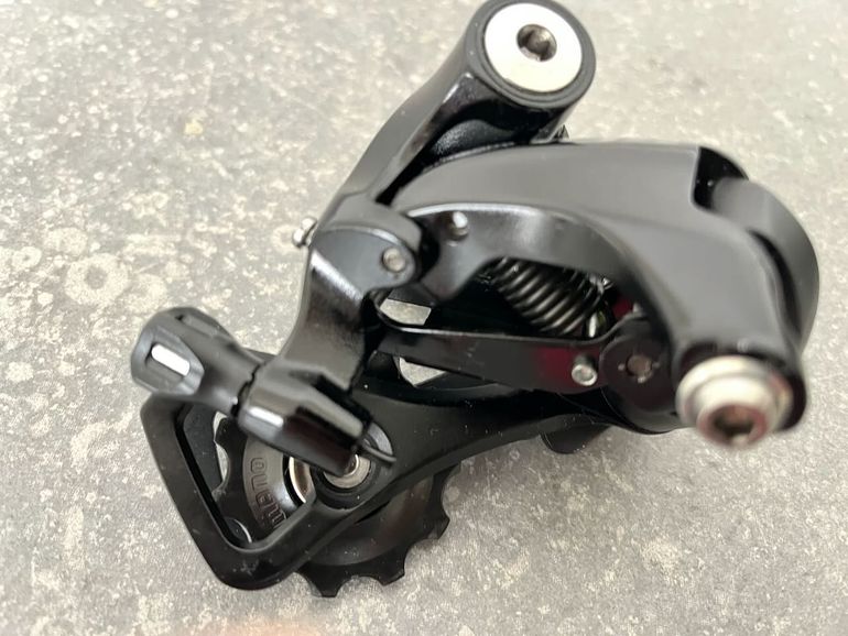 Used Shimano 105 RD 5800 11-speed achterderailleur bike — image 3 of 10