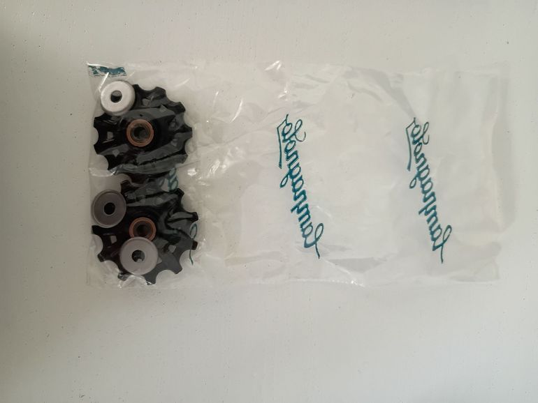 Used Campagnolo Record Achterderailleur 11-speed Carbon bike — image 11 of 11