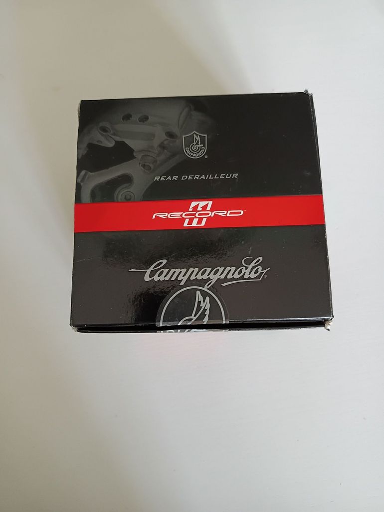 Used Campagnolo Record Achterderailleur 11-speed Carbon bike — image 8 of 11