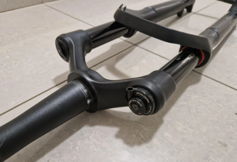 Used RockShox Reba RL 100mm Boost Fork bike — image 2 of 4