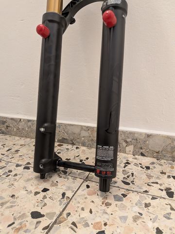Brugt Fox Factory 36 Kashima 2024 bike — billede 2 af 6