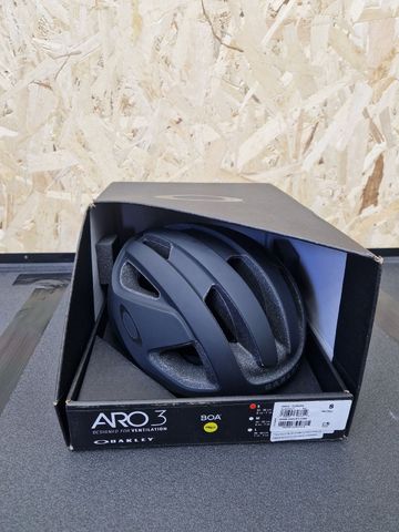 Použité Oakley ARO3 Endurance MIPS 2026 bike — obrázek 4 z 19