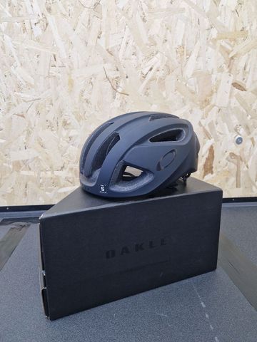 Použité Oakley ARO3 Endurance MIPS 2026 bike — obrázek 10 z 19