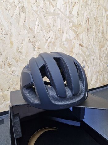 Used Oakley ARO3 Endurance MIPS 2026 bike — image 6 of 19