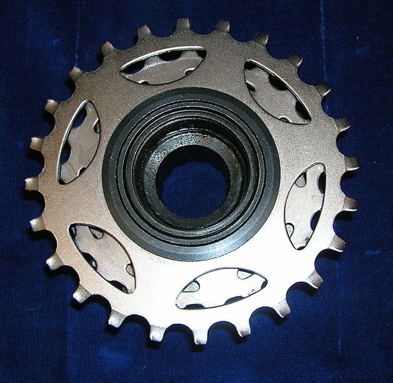 Used Shimano Dura Ace Kassette MF-7400 7S 1995 bike — image 3 of 4