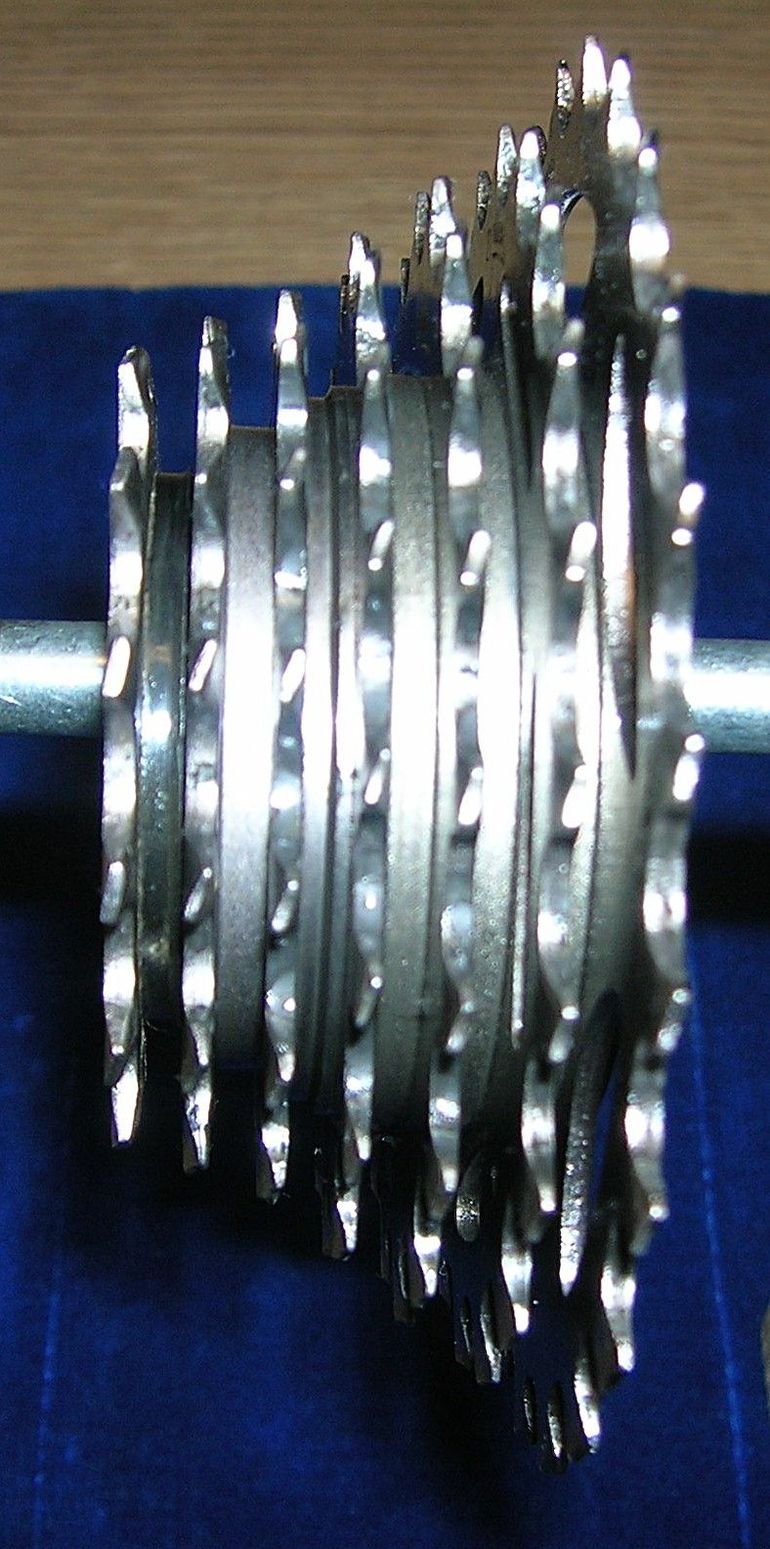 Used Shimano Dura Ace Kassette MF-7400 7S 1995 bike — image 4 of 4