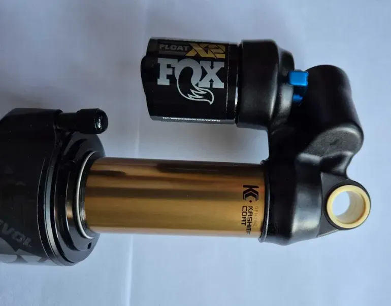 Used Fox FLOAT X2 FACTORY 2POS-ADJ Kashima coat 230x65mm bike — image 3 of 7
