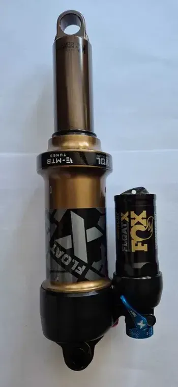Used Fox FLOAT DPX2 Factory 230x60mm 2pos-adj kashima 2025 bike — image 2 of 6