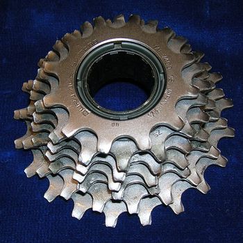 Used Shimano Kassette 7 Fach Dura Ace 21/12 MF-7400 7S 1995 bike — image 3 of 4