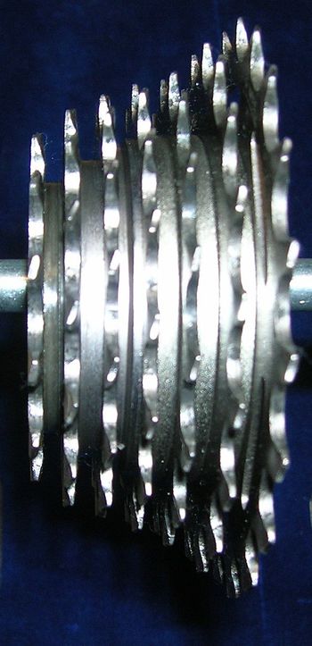 Used Shimano Kassette 7 Fach Dura Ace 21/12 MF-7400 7S 1995 bike — image 2 of 4